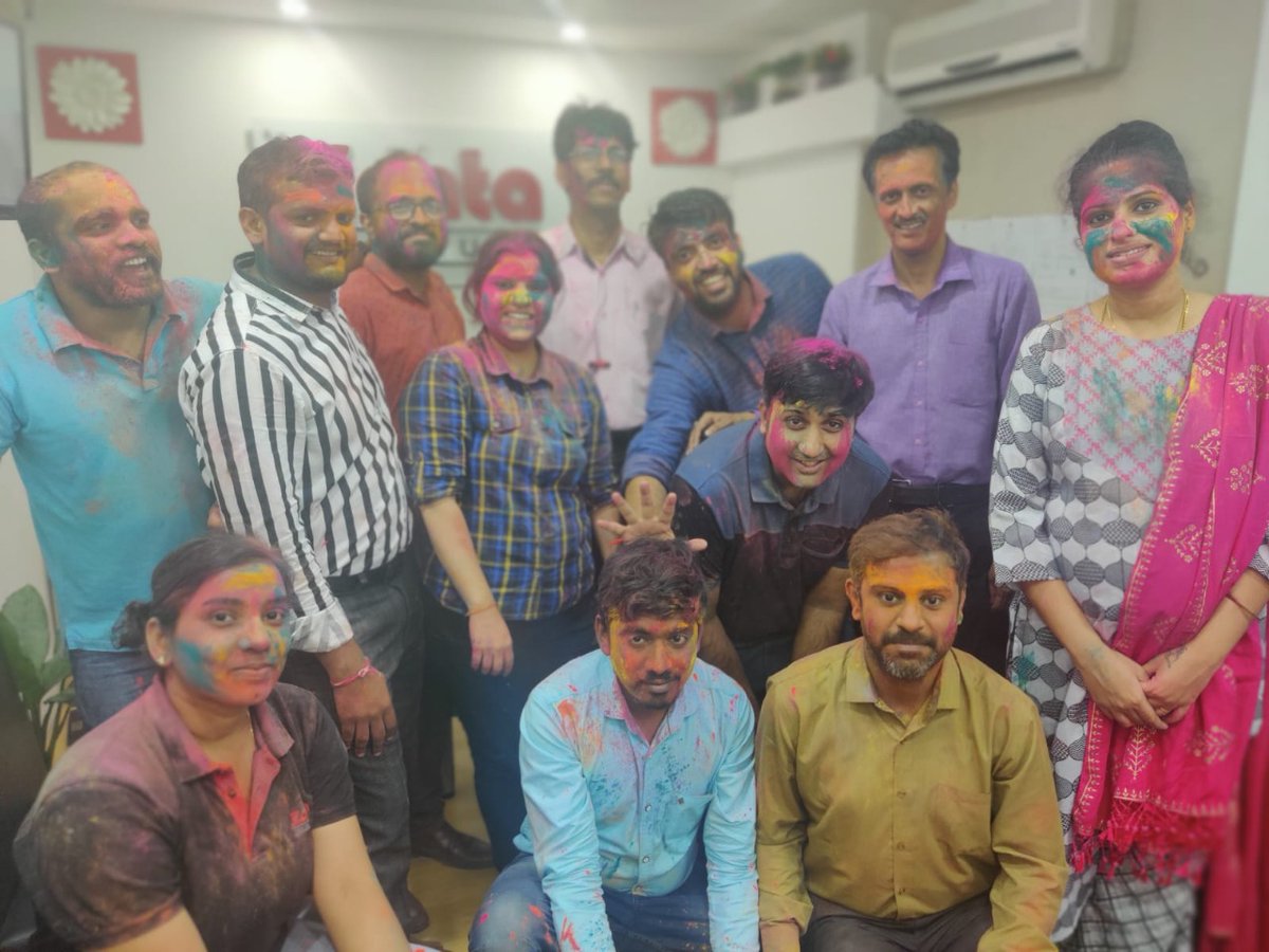 Zonta___'s tweet photo. Happy Holi 2022 https://t.co/CeTqcGnYKk