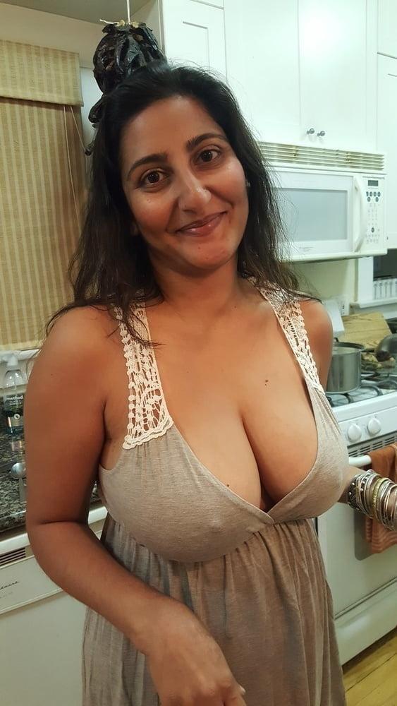 Want to find out how a married Indian man fucked his friend's sexy wife?

Head over to the link below

desisexlife.com/extra-marital-…

#desisexlife #desisexstory #sexymariedwoman #friendswife