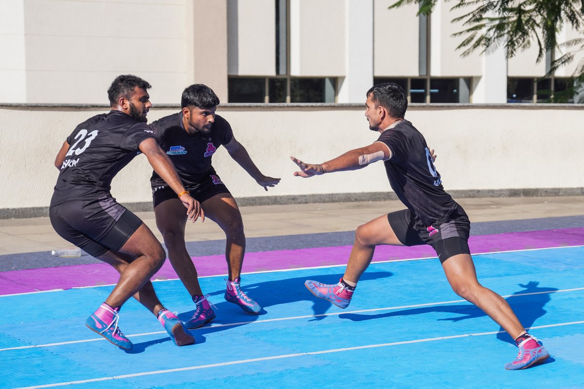 JaipurPanthers's tweet photo. If you believe it’ll work out, you’ll find the right opportunities.
#PavanTR #ElavarasanA #SachinNarwal
#SuperHitPanga #PantherSquad #JaiHanuman #TopCats #JaipurPinkPanthers #JPP #Jaipur #vivoProKabaddi https://t.co/hZumxic8EL