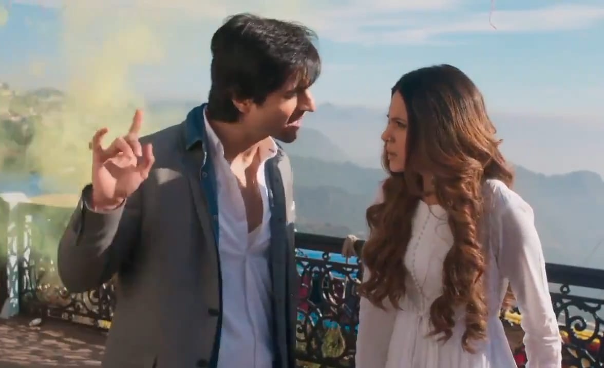 kyuwhykaayko's tweet photo. "aur aap ek no ke besharam behaya aur kamzarf insaan hai"
"besharam behaya thik hai ye kamzarf kya hota hai"
then they were clueless that he would become zoya's janaab aditya hooda and she would become his urdu queen for lifetime and beyond that❤️✨
DAMN IT'S 4 YEARS OF BEPANNAAH https://t.co/S5Tcha9S0x