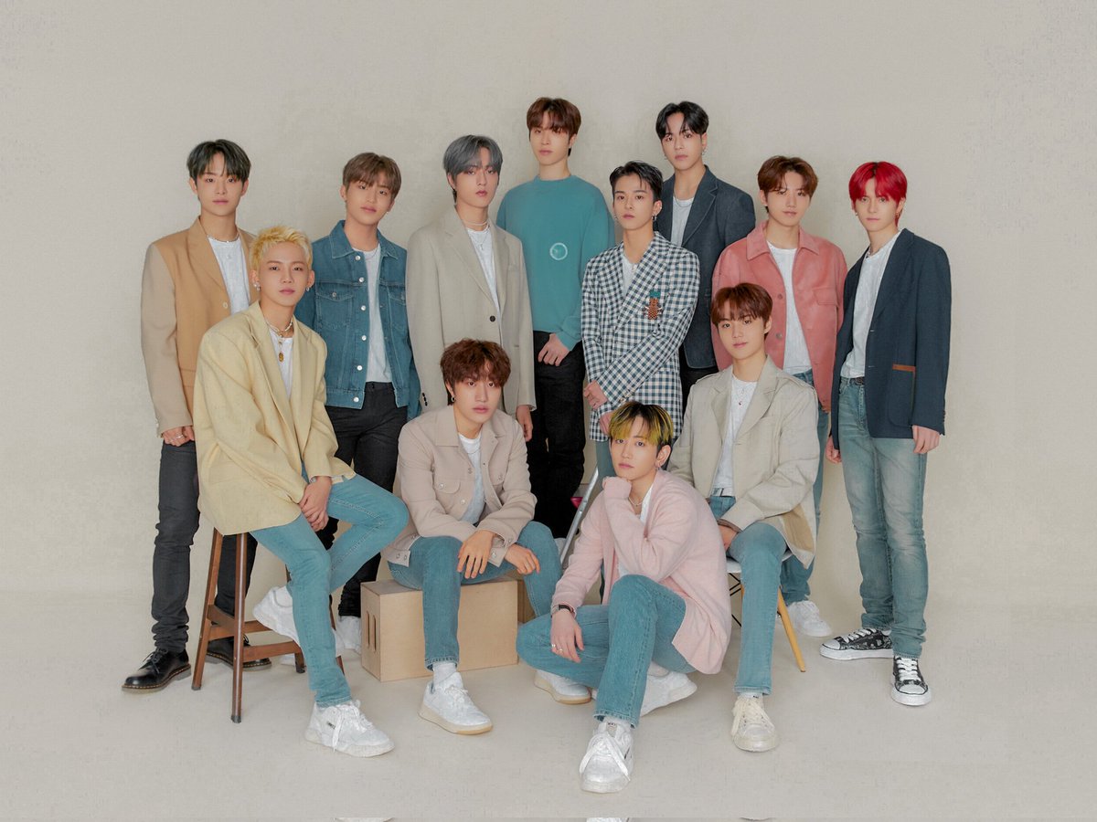 Лого шаг. Ive группа участницы. Степ бай степ. Step up logo. Got the beat sm.