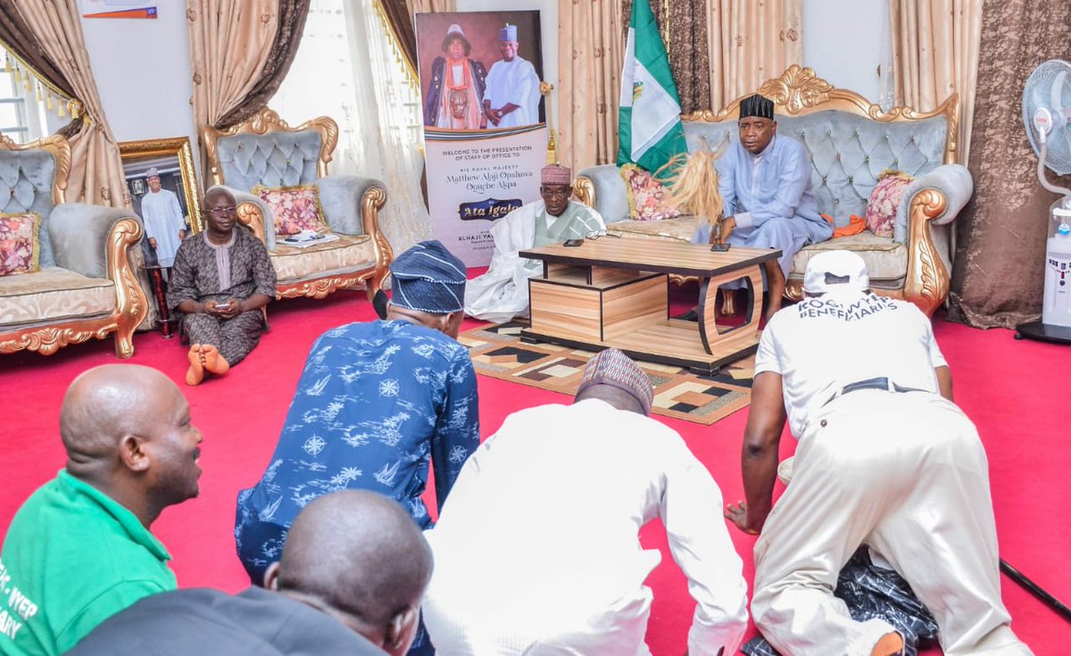 AppealsKogi's tweet photo. The Attah of Igala, His Royal Majesty, Chief Mathew Opaluwa Oguche Akpa has commended KOGI APPEALS for facilitating the needed support for farmers across the three senatorial districts of the state aimed at increasing their productivity and improving their livelihood. https://t.co/8rSgBiPTut