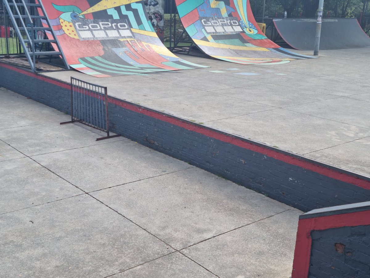 ThrashersSkate's tweet photo. Giveaway time! You have untill 27 March 20:00 to post your best trick on the drop. Tag us, @thrashersskatepark and #ThrashersSkateparkEtniesDrop. Winner will be announced on the 28th and will receive a cap, shirt, and shoes. Excited to see what you guys throw down 😎. https://t.co/SrBm99CUp6