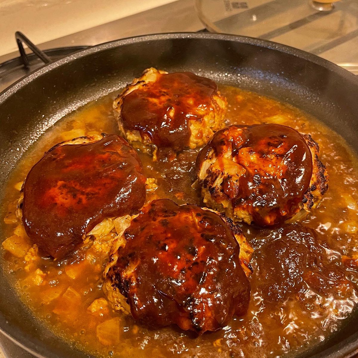 Leeann A. Q. Wang tweet media