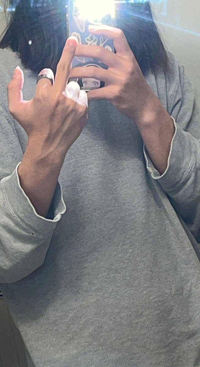 iceyheIl's tweet photo. kinda new to #nsfwtwt !! had to introduce myself eventually :p

- he/him
- 21 (mdni)
- straight
- asian
- genshin, kmusic, anime, art
- dms open

like + rt to be friends :) https://t.co/X6WvuX9Fpq