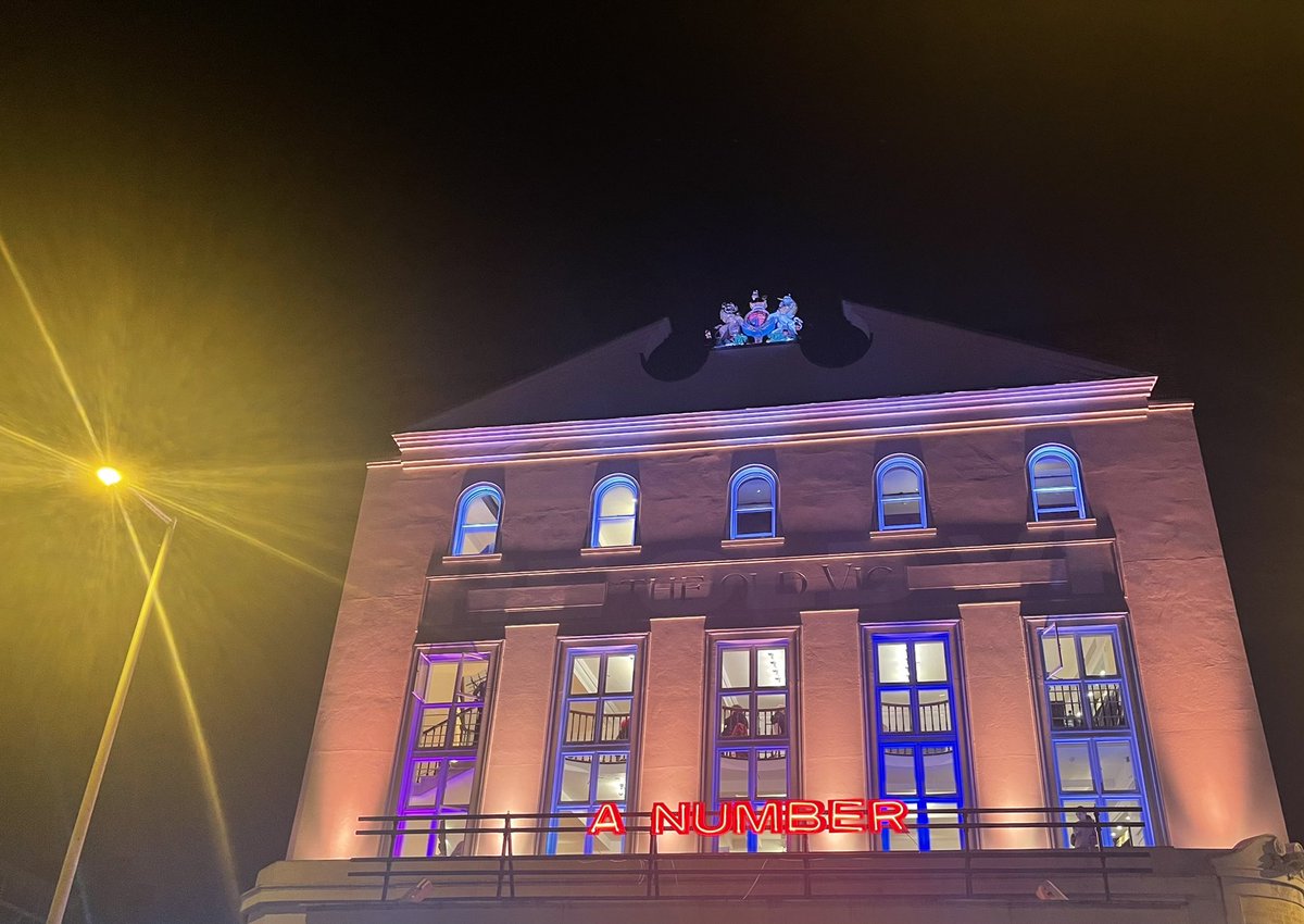 VeritySG's tweet photo. Been very lucky to see @TheKatrinaLenk @CompanyBway Matthew Broderick &amp; @SJP @plazasuitebway Lennie James &amp; @PaapaEssiedu #anumber @oldvictheatre &amp; Ralph Fiennes #straightlinecrazy @_bridgetheatre in the last 3 weeks - so many great shows playing https://t.co/XMsWNyZDUR