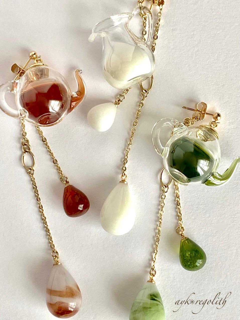aykregolith レジンアクセサリー イヤリング 抹茶 𝐚𝐲𝐤✴︎𝐫𝐞𝐠𝐨𝐥𝐢𝐭𝐡◇ハンドメイドアクセサリー | Milk