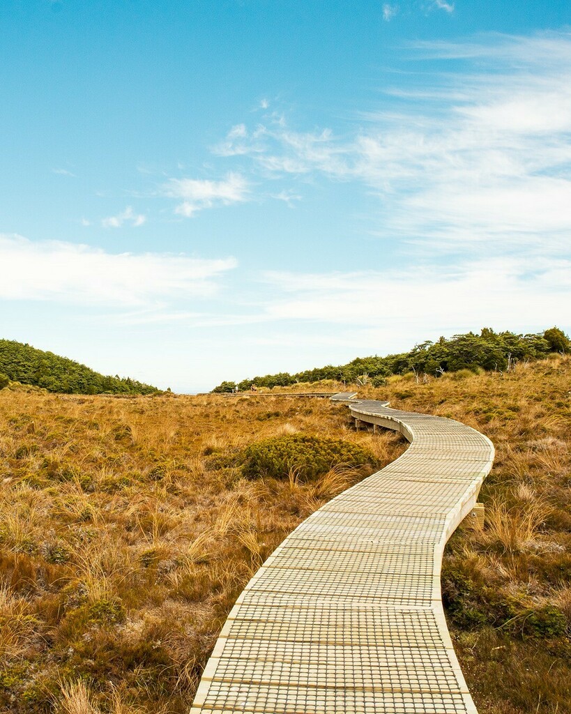 LongWhiteGypsy's tweet photo. The path through life sure is winding and eventful.

(Oh, and p.s. Hi 🙋‍♀️ again! I know it's been a while...)

You know, I had all these big plans for 2022. I was going to get on top of the LWG brand and really make some inroads into some of the goals I… https://t.co/elKj2buhyg https://t.co/3vPms1ikaW