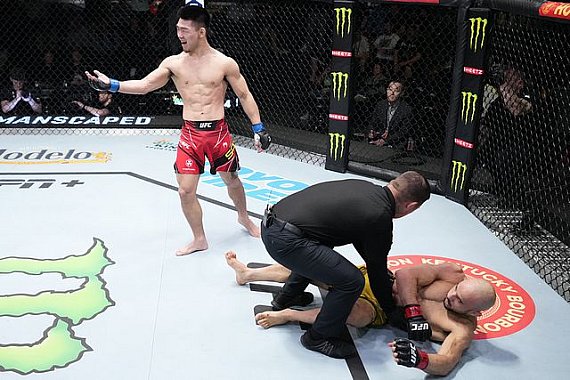 After UFC Fight Night 203 Win, Yadong Song Intrigued by Stylistic Matchup with Dominick Cruz https://t.co/WdGZuFdrFF https://t.co/bUVAR0RY98