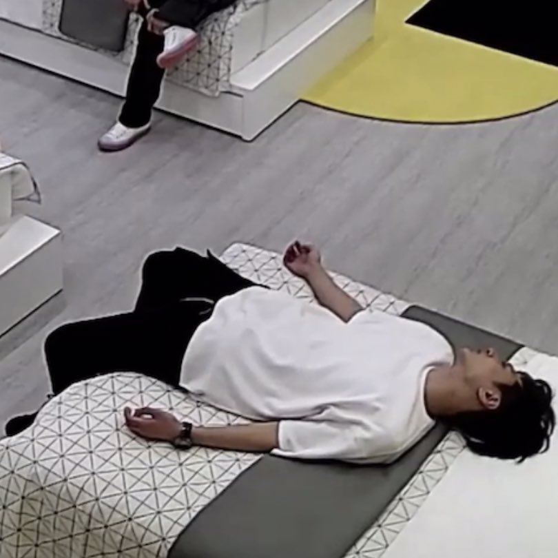 0420MEDIA's tweet photo. literally every jay biased right now https://t.co/pM6pACTdgy