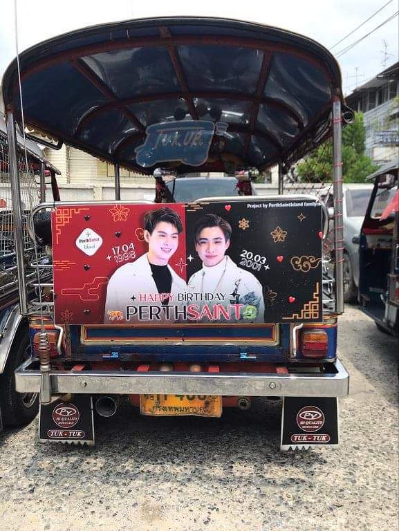 PS_Island2017's tweet photo. D-day of our first project for @perthppe  @Saint_sup  Birthday 🖤❤

Location: Saladaeng in Thailand 
Time : March 19 toApril 19 
#PerthSaintSation #TRIGON #PERTHsDay21 https://t.co/vs5n8TKdJc