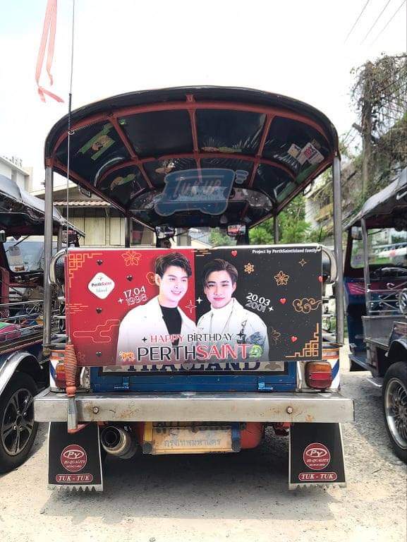 PS_Island2017's tweet photo. D-day of our first project for @perthppe  @Saint_sup  Birthday 🖤❤

Location: Saladaeng in Thailand 
Time : March 19 toApril 19 
#PerthSaintSation #TRIGON #PERTHsDay21 https://t.co/vs5n8TKdJc