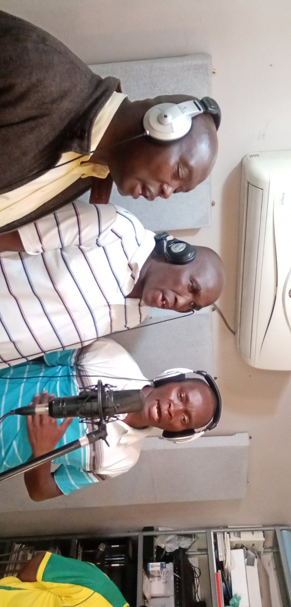 MphoTsedu's tweet photo. We are cooking #ZionMusic... Attridgeville Happy Boys @Enghumbhini 1st album since Oleseng departed https://t.co/5J5YHCw9yT