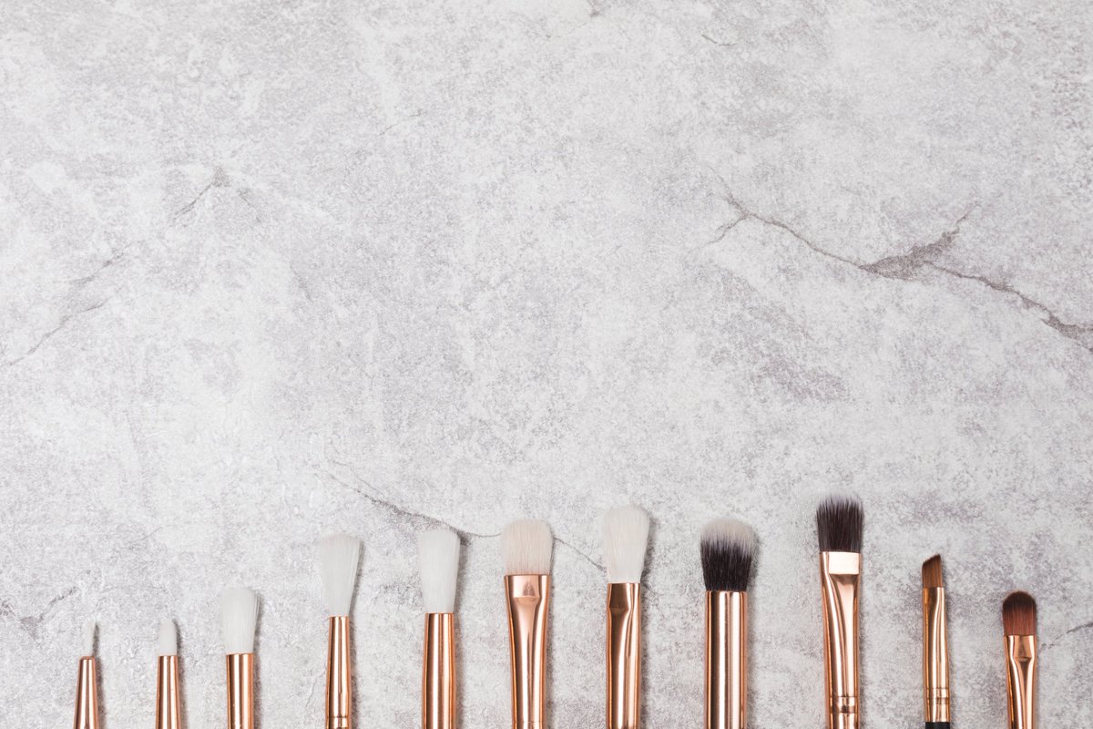 NesellCom's tweet photo. Makeup Brush Collections! 
Log on to https://t.co/1TAooAPnp0

#Nesellcom #eyes #lenses #contactlenses #supportwomenbusiness_ #fashion_beauty #beauty #lips #cosmetics #beautystore #skincare #beautytips https://t.co/43OFN8DgvZ