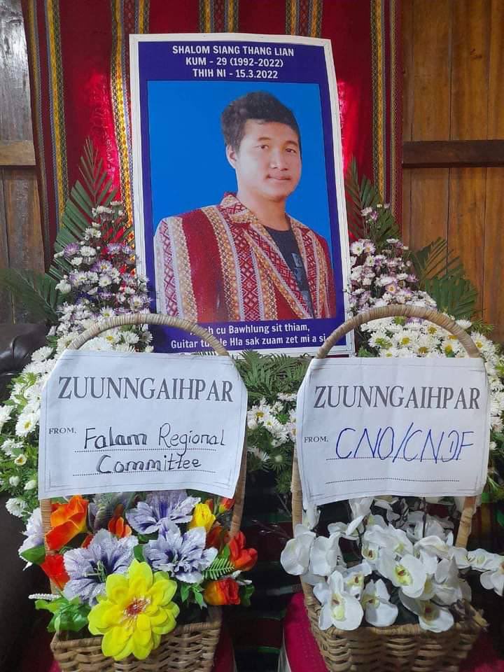 hmone_naing's tweet photo. The funeral of CNDF comrade Salai Shalom Siang Thang Lian a.k.a. Van Dam, 29, who was brutally shot dead by junta terrorists at Kalay Prison on March 15, was held without a body. #WarCrimesOfJunta #2022Mar19Coup #WhatsHappeningInMyanmar https://t.co/mMjcCCwzGV