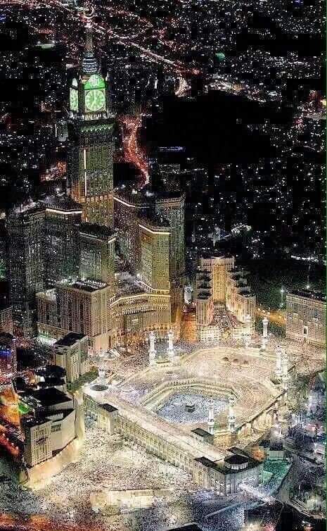 adaerms's tweet photo. The two most beautiful cities in the world, Makkah and Madinah.

May we have the opportunity to visit these Holy lands 🙏 https://t.co/vHNmZbEOFb