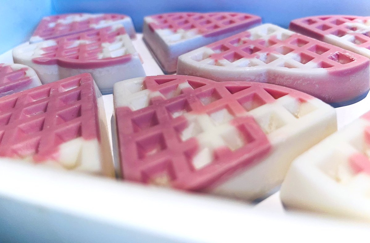 Blackberry &amp; Bay 🌿

Visit our stall <a href="/StretfordMarket/">Stretford Market</a> on Saturday 26th March 2022 to purchase this gorgeous fragrance along with other incredible scents within our special offers

#waxmelts #homefragrance #jomaloneinspired #stretford #supportlocalbusiness #m32