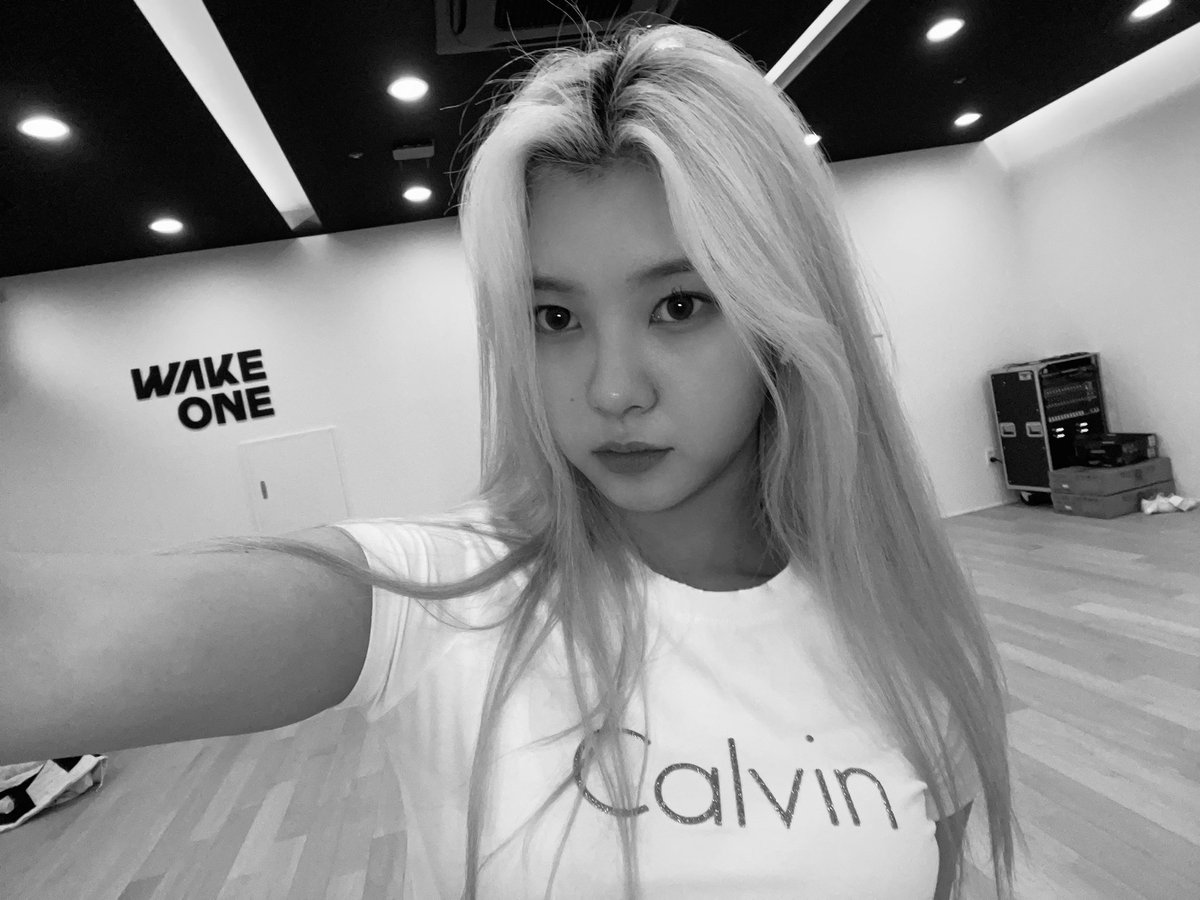 dayeon fancafe update

#김다연 #DAYEON #KIMDAYEON