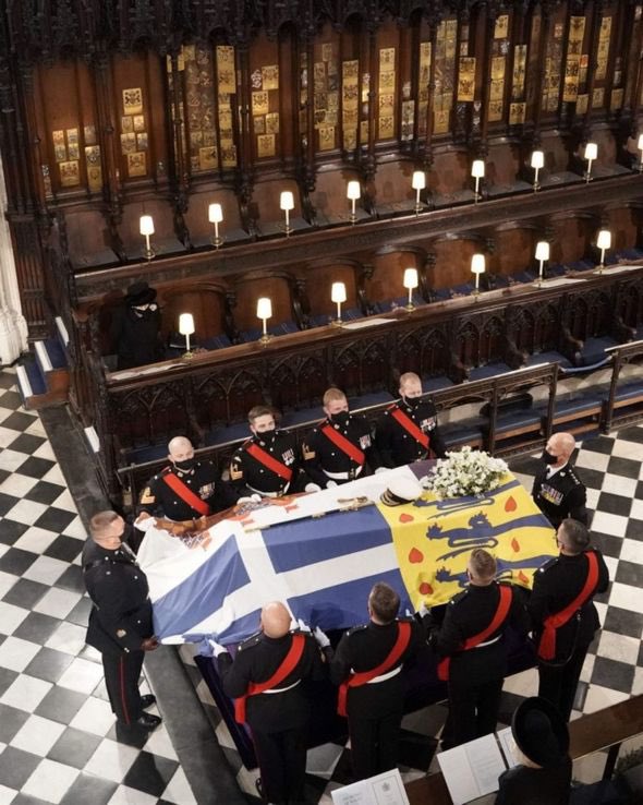 Fluff?

You tell her, ReesMogg

 #BBCBreakfast