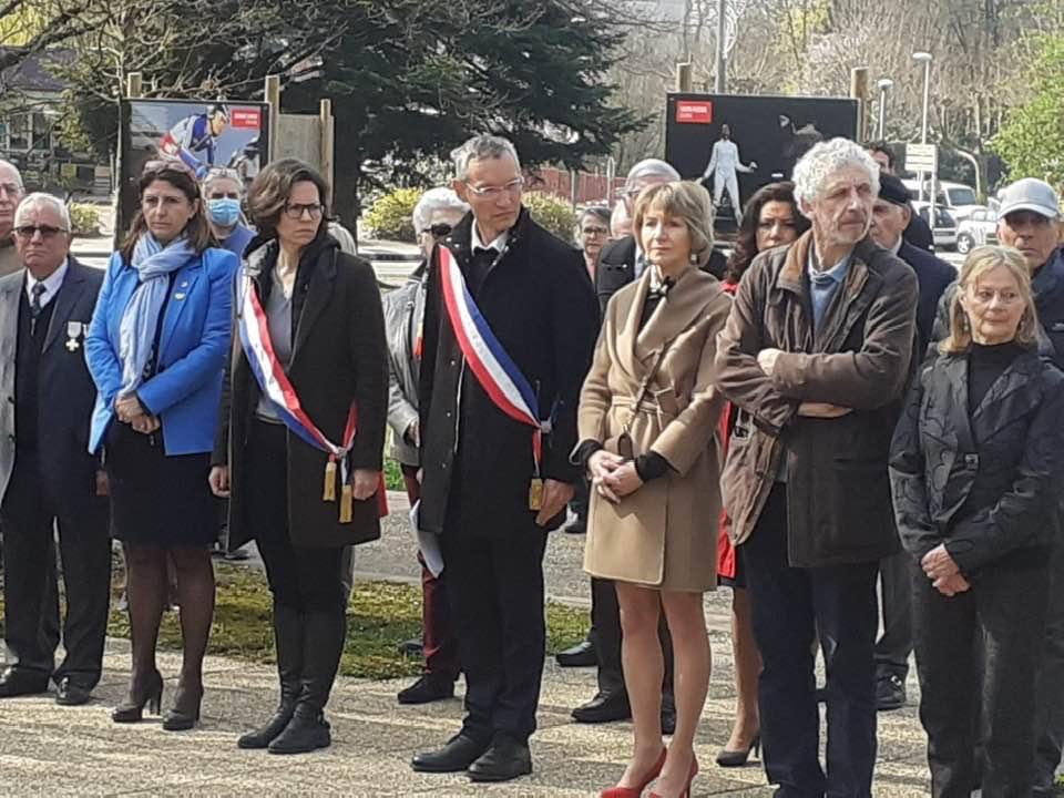 audreyaronica's tweet photo. @JoelleHours a représenté le président du département, Jean-Pierre Barbier,  ce matin à Meylan pour la commémoration du 60ème anniversaire des accords d’Evian et du cessez-le-feu avec l’Algérie #meylan  #Commemoration https://t.co/5duBs93Pkh