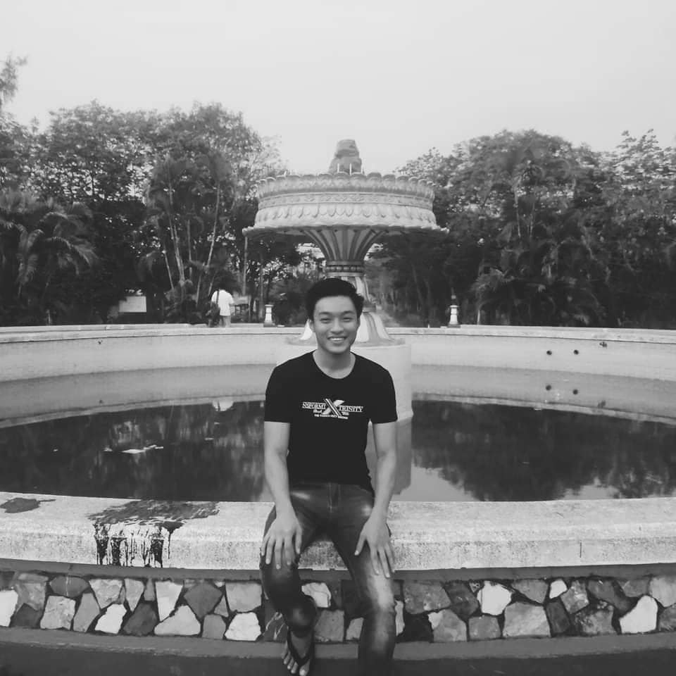 thinzashunleiyi's tweet photo. Meanwhile in #Myanmar in South East Asia‼️

These young people were sentenced to life-time prison &amp; death penalty by the so-called Junta-controlled courts.

I condemn these sentences. Shame on the Judges &amp; the Junta's illegal court proceedings. 

#whatshappeninginmyamar https://t.co/yn3r3GLZlC