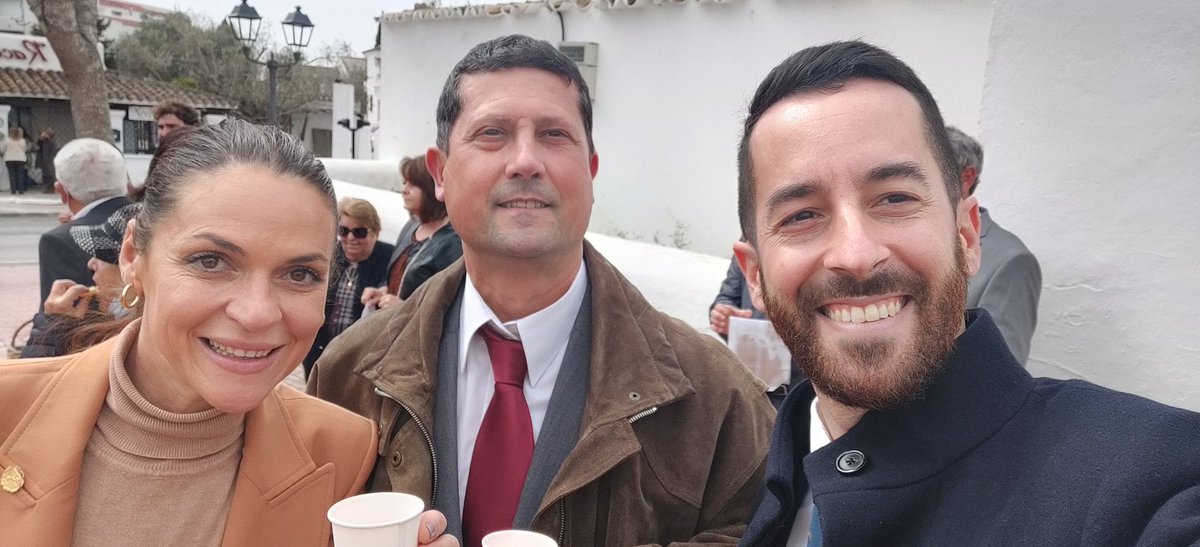 CiudadanosIbiza's tweet photo. Molts anys i bons Sant Josep! 🥳

No nos hemos querido perder la fiesta de Sant Josep. Afortunadamente el tiempo ha acompañado y hemos podido disfrutar de la compañía y del ball pagès 😊 https://t.co/Q6GiND99Xh