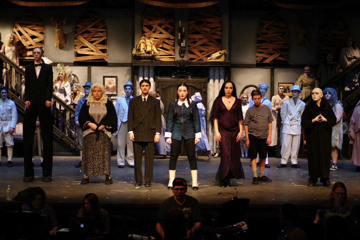 Another OUTSTANDING show last night!! Keep up the energy cast and crew! 2 more chances to see this hilarious show. Tonight at 7:30 and Sunday at 2:30! Tickets are sold at the door.🎟🎭 #bvabroadway