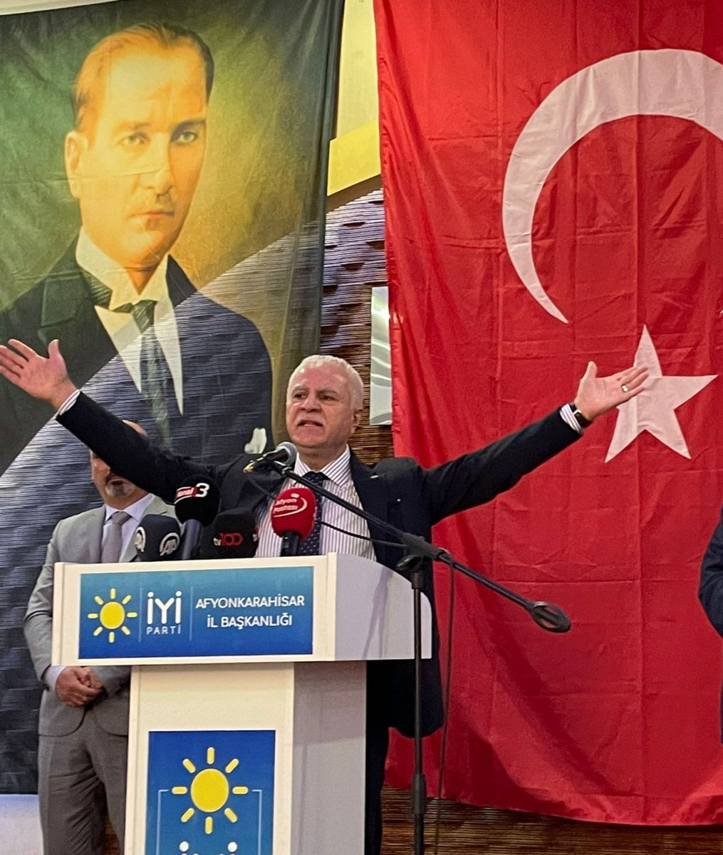 korayaydintr's tweet photo. AFYONKARAHİSAR'DA
TEŞKİLAT COŞKUSU!
Afyonkarahisar ve Uşak illerimizin katılımıyla yaptığımız Teşkilat İstişare Toplantısı'nda coşku vardı, heyecan vardı,
kararlılık vardı.
İYİ Parti seferberlik ruhuyla çalışıyor.
#MilletBiziÇağırıyor
#TeşekkürlerAfyonkarahisar
#TeşekkürlerUşak https://t.co/DpjX19fI5G
