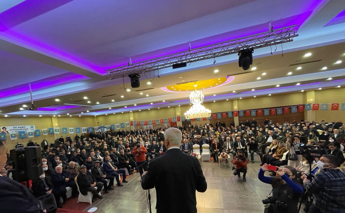 korayaydintr's tweet photo. AFYONKARAHİSAR'DA
TEŞKİLAT COŞKUSU!
Afyonkarahisar ve Uşak illerimizin katılımıyla yaptığımız Teşkilat İstişare Toplantısı'nda coşku vardı, heyecan vardı,
kararlılık vardı.
İYİ Parti seferberlik ruhuyla çalışıyor.
#MilletBiziÇağırıyor
#TeşekkürlerAfyonkarahisar
#TeşekkürlerUşak https://t.co/DpjX19fI5G