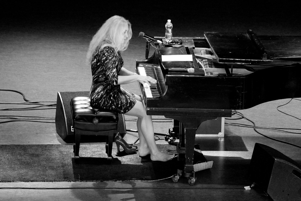 Jazz Birthdays  

Happy birthday to Eliane Elias!  