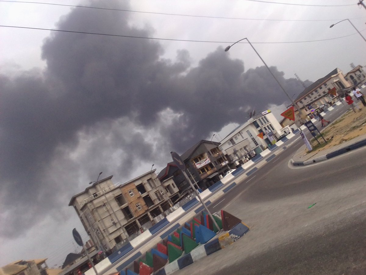 Captain_Anambra's tweet photo. The fight against the these soot is far from being won.
The agencies responsible for this menace is heartless and irresponsible...
#PHTribe
#StoptheSoot
#phtwittercommunity https://t.co/sDWHQ4qBmL