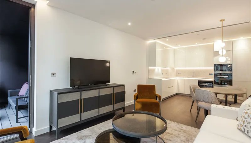 AmberandColtd's tweet photo. An impressive interior designed 902 Sq Ft two double-bedroom, two-bathroom air-conditioned apartment located in Thornes House forming part of The Residence Collection in Nine Elms on London's iconic South Bank. https://t.co/xO0ro6jemi