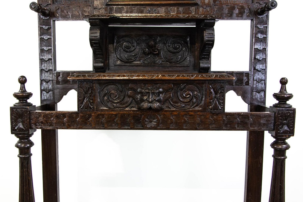 loveantiques's tweet photo. Bring an end to that Hallway clutter with this Antique Late Victorian Carved Oak Hall Stand. This intricately designed piece is for sale from Penderyn Antiques: https://t.co/7xuXgucoVx
#antiques #antiquehallstand #hallstand #antiquefurniture #carvedfurniture #loveantiques https://t.co/F331AqVsfy