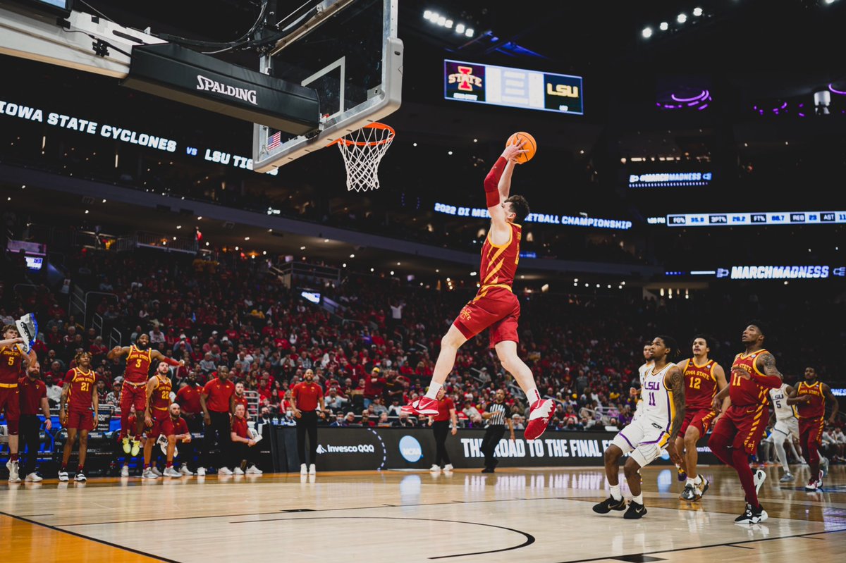 CycloneMBB's tweet photo. Prepare for 🛫 !!

#Cyclones | #C5C | @caleb_grill0 https://t.co/VzJ3Qj8fxe