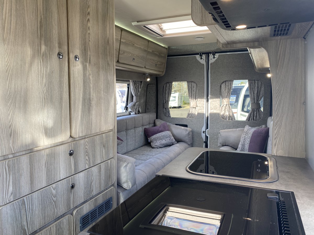 WebbsCaravans tweet media