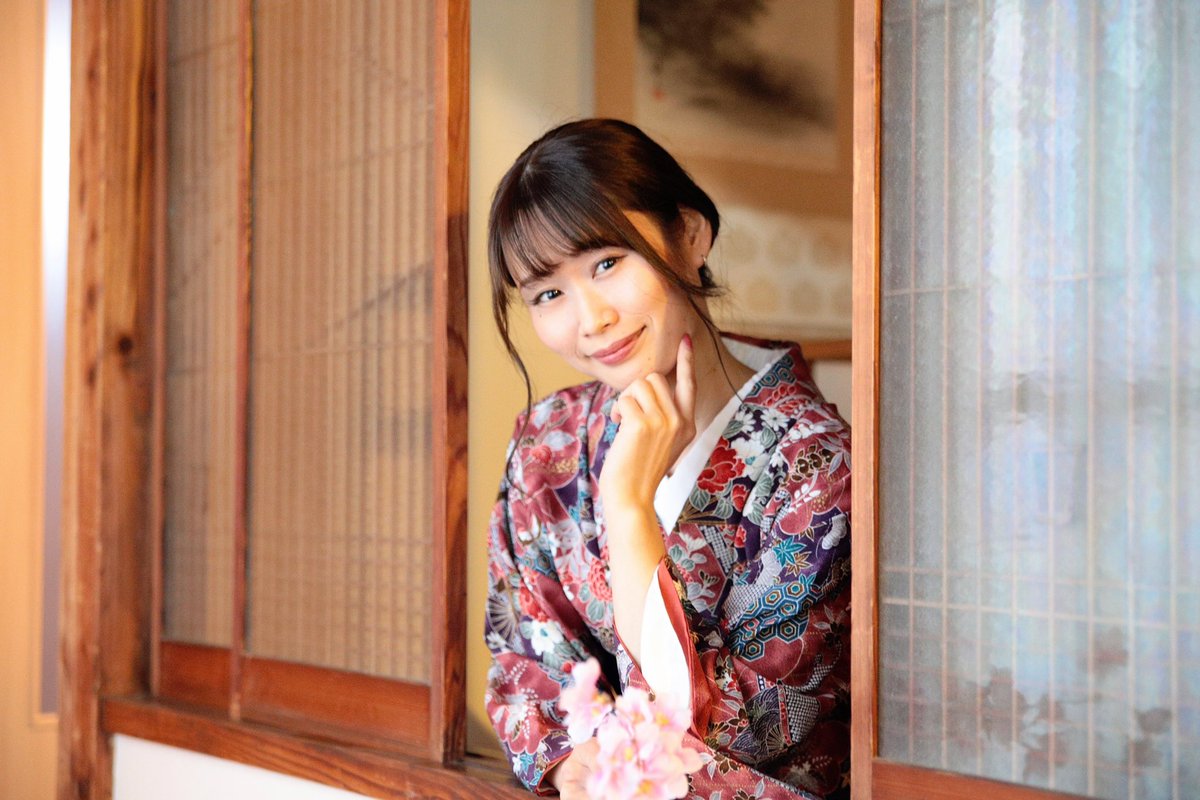 sayokokiraboshi's tweet photo. StudioPuPu様にて公式モデルとしての初の撮影をさせていただきました☺️
スタジオオーナーのソニアさんとカメラマンさんとお話をしながら、楽しくて和やかな現場でした😌💕
華やかな花柄の小紋と、深紫の訪問着で。
https://t.co/A71eEoNE12
@sonia48279751
@nagiumi_n
#StudioPuPu
#着物ポートレート https://t.co/3zIwqmyra1