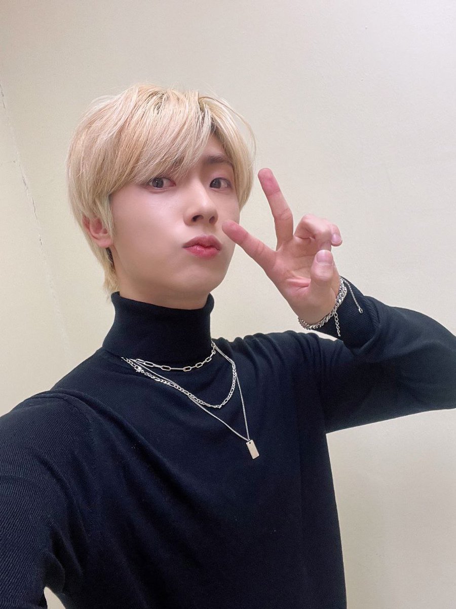 ☕ | KH [FROM.ONEWE] no Fancafe

💜