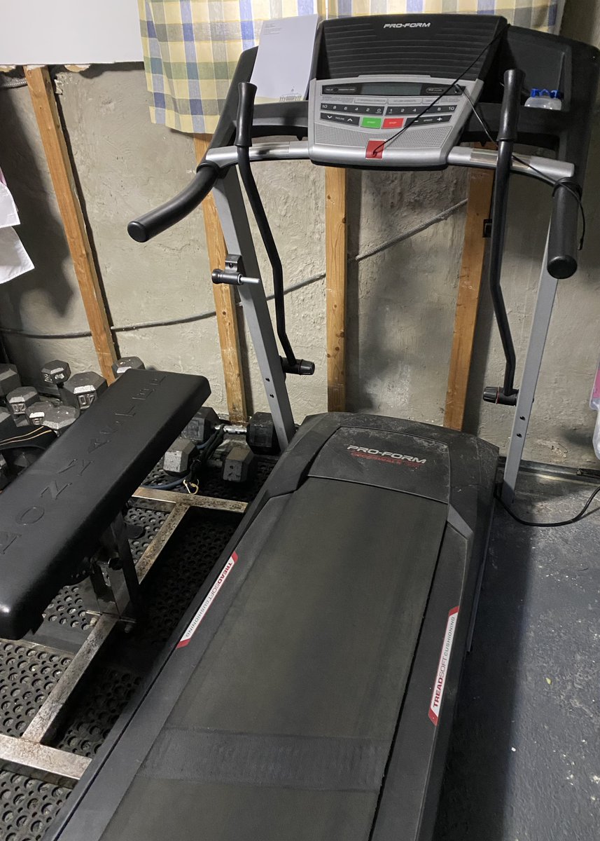 HeyNowJO's tweet photo. @eric_ulrich @NYCMayorsOffice @katie_honan Tempted, yesterday, not by an apple, but by a sfogliatelle (actually, it was a Zeppole di San Giuseppe), because of @eric_ulrich, I must now atone for my sin...

#backonthepath https://t.co/HLqUV4gKqa