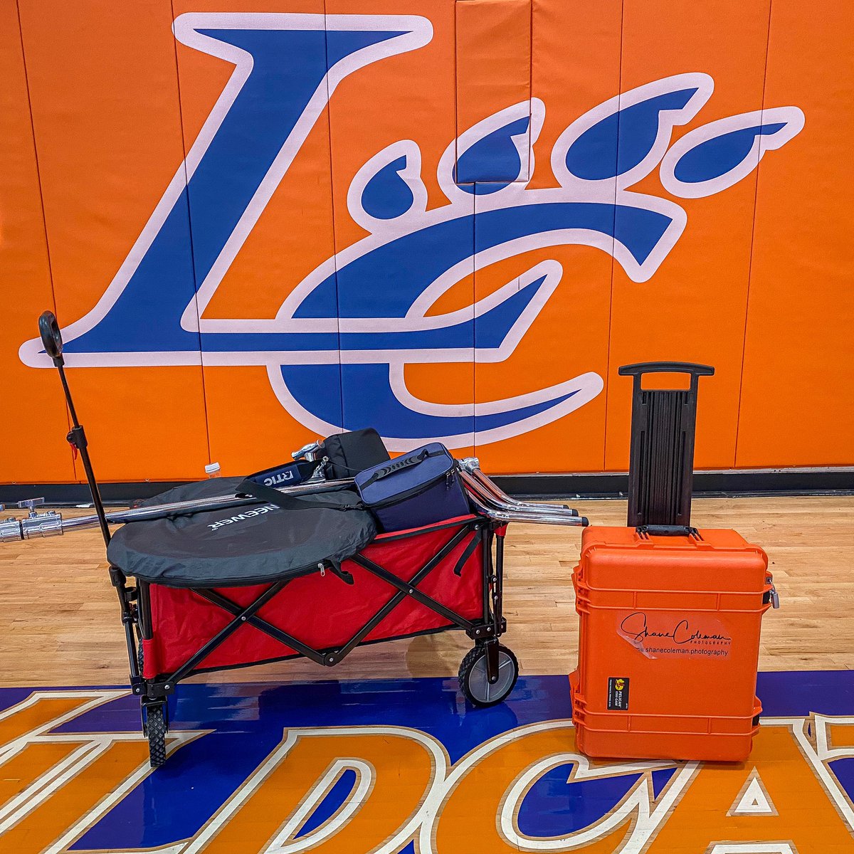 ShaneImages's tweet photo. Rise and shine! We are here setting up for photos at Louisiana College for the @LHSBCANOW #Basketball #AllStat game! https://t.co/p4mHsIUQE1