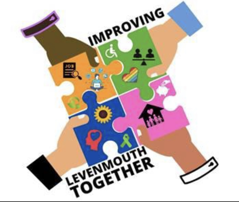 PSOSLevenmouth's tweet photo. Joint patrols aboot Levenmouth last nicht! 
#ImprovingLevenmouthTogether 🤝 
#AsbBusters 
#OpPrevail https://t.co/aIaaIwUReO