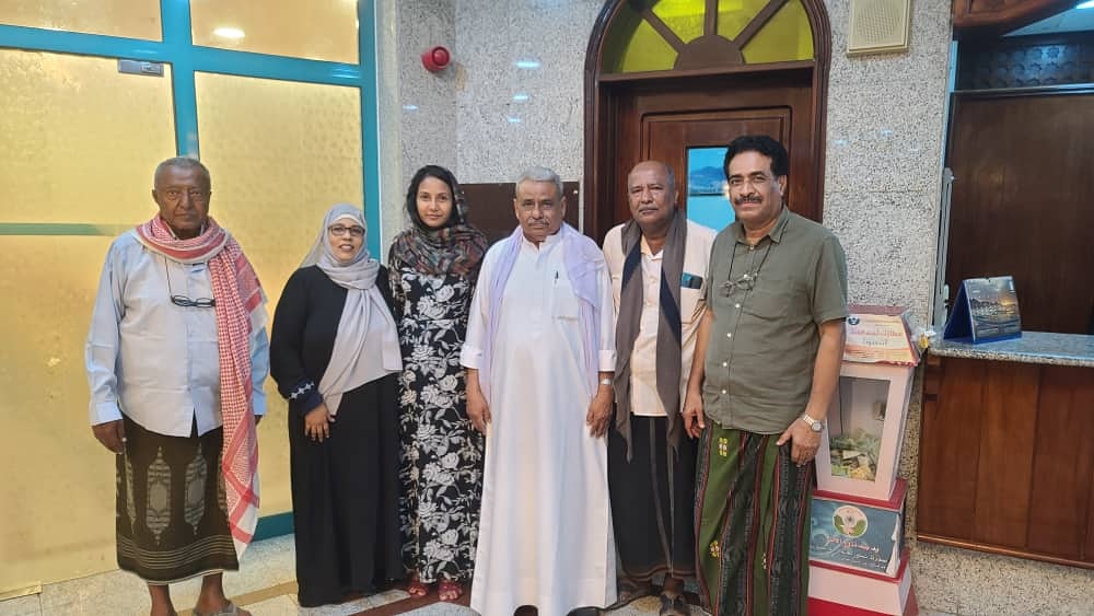 alwadyich's tweet photo. التقى ممثلون عن مؤتمر حضرموت الجامع مساء اليوم ، بمدينة المكلا منسقة فريق الخبراء التابع لمجلس الأمن الدولي داكشيني ��وانتيكا https://t.co/RyHkOUwrfb