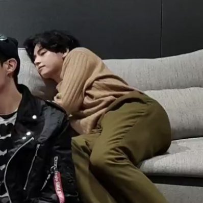 •⋆ใจ๋ ⋆ jeje ยังติ่งอยู่ tweet media