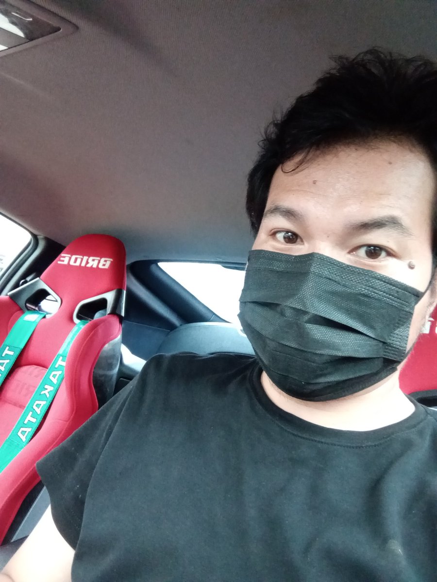 OhGTauto's tweet photo. โคตร​ร้อนเลยวันนี้ https://t.co/ozL3TU902H