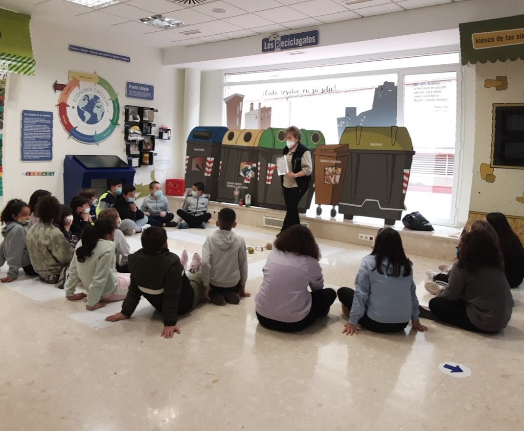 La Calle Indiscreta tweet media