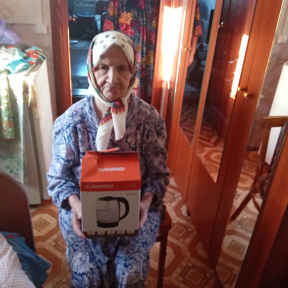 🎁 Ветераны-долгожители Камышлинского района  продолжают принимать именные поздравления от президента Российской Федерации В.В.Путина и от Администрации муниципального района Камышлинский.
Внимание со стороны органов власти стало ещё одной данью уважения… t2p.pw/qFXxPEukyt