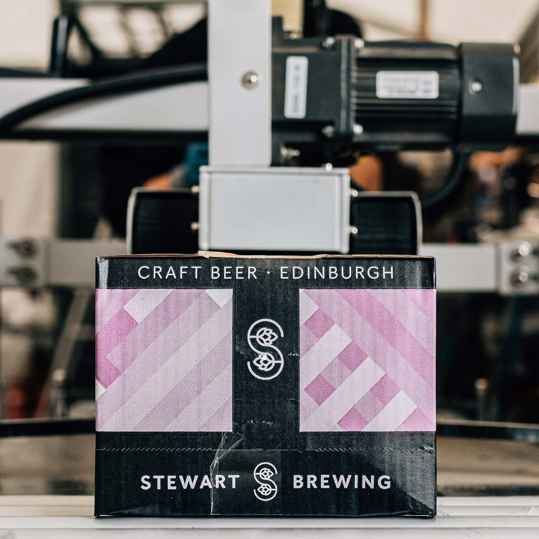 StewartBrewing's tweet photo. Packaged straight from the canning line, it doesn't get better than that 😍
~~
#brewery #beer #beerstagram #instabeer #stewartbrewing #craftbeer #Scottishcraftbeer #edinburghbeer #tinnies #makingbeer #packingbeer #automation https://t.co/1QmpiTKGY0