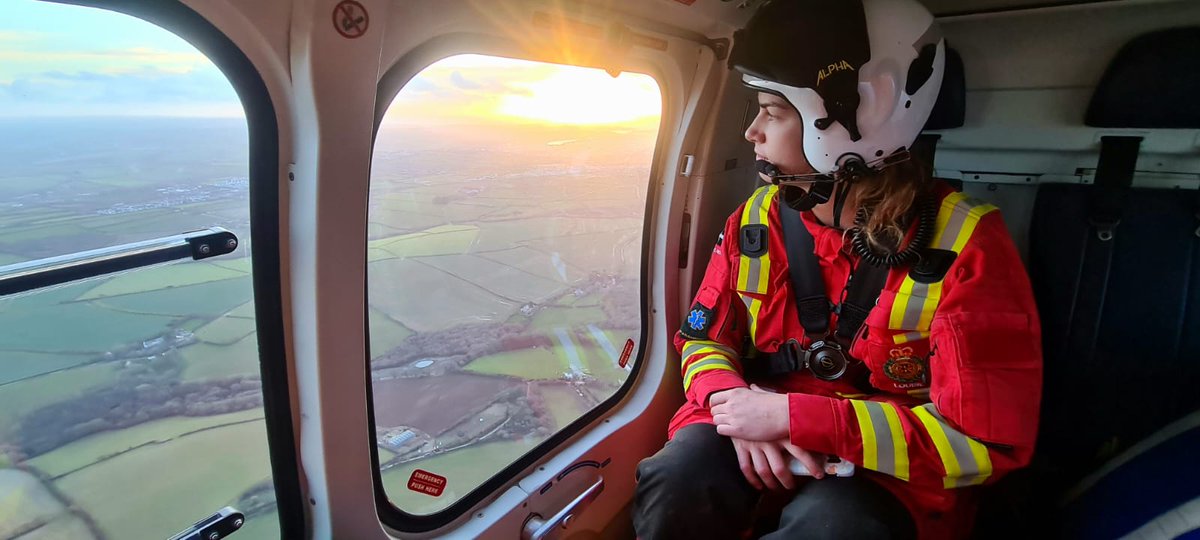 Happy weekend - we hope you all get a chance to get outside and enjoy this spot of brighter weather!

Here at HQ, your crew will be on call as always, ready to help you in your time of need 🙏

#yourcharity #savingslives #HEMS