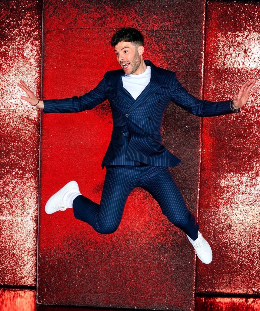 jordannorth1's tweet photo. Jumping with joy from last night’s @comicrelief, literally. 

£826,000!! 

THANK YOU SO SO MUCH to everyone who donate towards Rowing Home! @BBCR1 ❤️❤️ https://t.co/SNd946YWMi