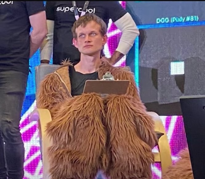 i_Viewapps's tweet photo. ๐จ๐จ Breaking news ๐จ๐จ
////ETH infiltrates ADA\\\\
@coffeebreak_YT uncovered @VitalikButerin trying to get into the Yeti Club WithOUT being #verifiedmember @SmoothYetiMC Someone get this man a YETI.
#CNFT #CNFTGiveaway #bluechipnft https://t.co/JwjLqD9b4I