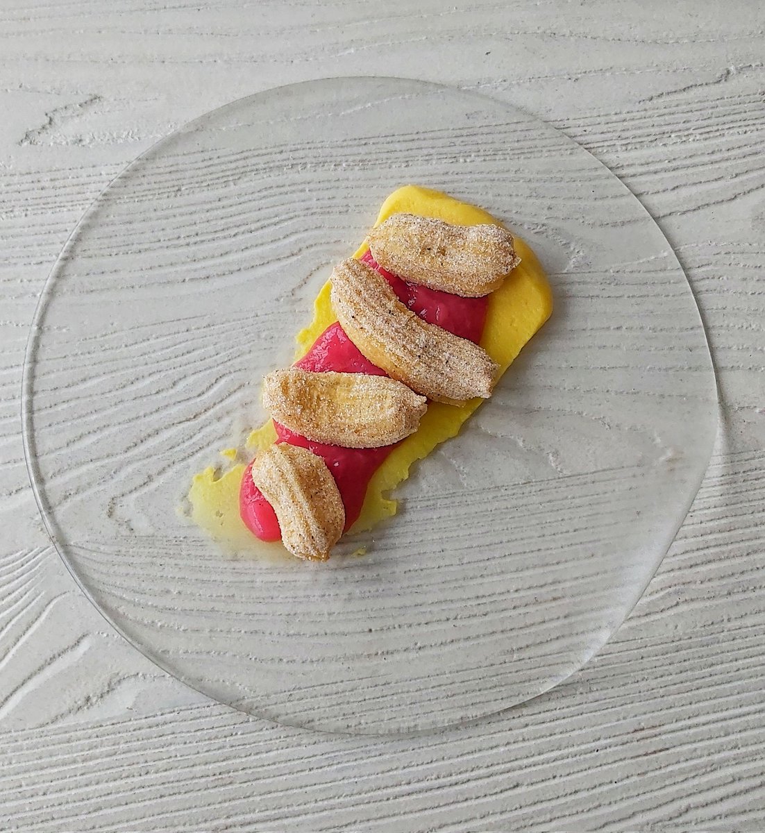 alanhigginschef's tweet photo. Deep fried zeppoli pastry, limoncello custard, new season rhubarb compote. https://t.co/WVRt7BnkZE